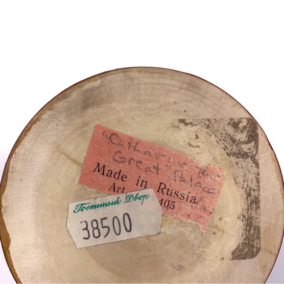 Vintage Russian Nesting Doll 7 Piece - Picture 3 of 3